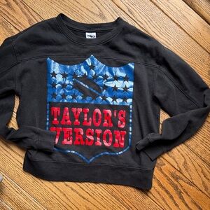 Taylor’s Version Black crewneck Sweatshirt, XL 14-16
